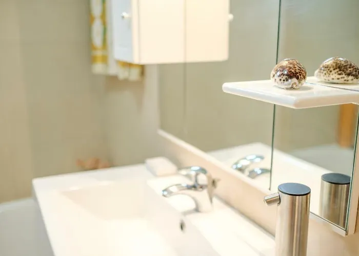 Rito's Paradise דירה נאזרה