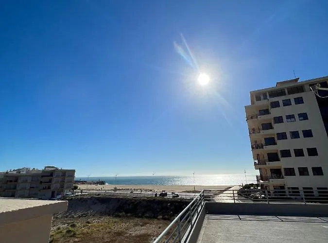 Rito's Paradise Апартаменты Назаре